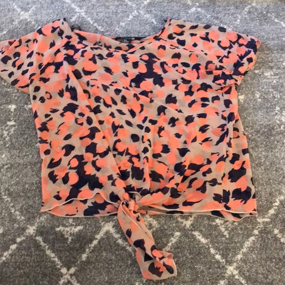 F21 Tie Top - Picture 1 of 4